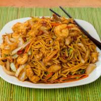 House Special Lo Mein · Soft noodles.