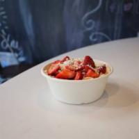 11.Strawberry Shorty Bowl · Banana, Strawberry, Almond Mylk, Coconut Water, Dates, Flax ＆ Hemp Granola blended and toppe...