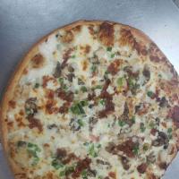 14'' Large Loaded Chicken Alfredo Pizza · Our signature pizza man Alfredo sauce, mozzarella cheese, real white chicken meat, fresh mus...