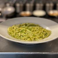 Pasta Mista · Your choice of pasta served with garlic and oil, pesto, parma, Alfredo or red sauce.