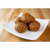 Banana Bread Bites · Whole grain oats, cookie butter, hemp seeds, flax seeds, honey, vanilla extract, banana extr...