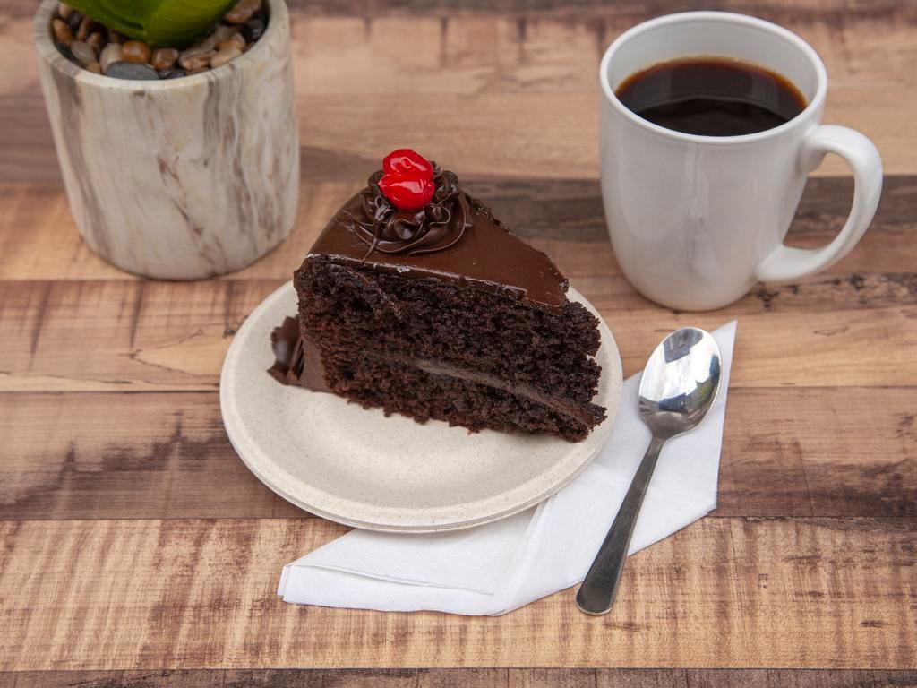 Selva Negra Cake · Chocolate cake.