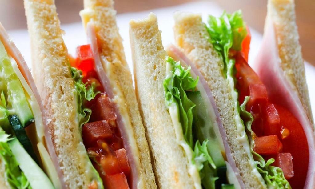 Picnic's Sandwiches to Go · Dessert · Salads · Sandwiches