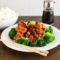 F6. General Tso's Chicken · Spicy. Large chunks of chicken fried till crispy, sauteed with red pepper in tangy sauce. Se...