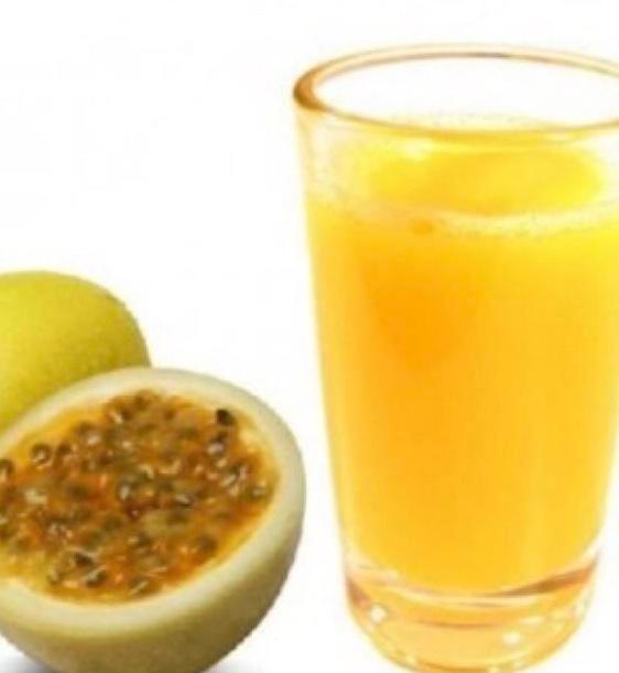 Passion Fruit juice / Parcha · Passion fruit or parcha or chinola