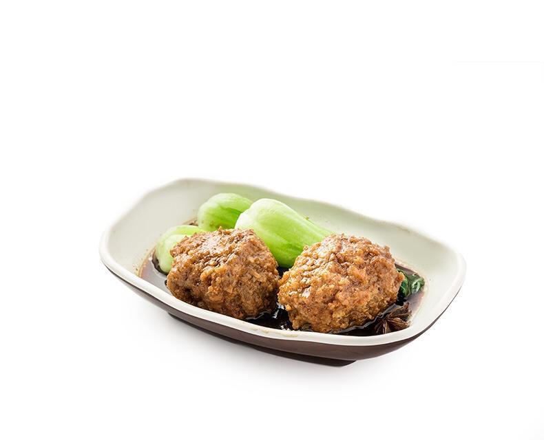 6. Meat Ball with Soy Sauce Dish Only红烧狮子头单点 · 4 pieces