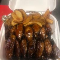 Hot wings (8) · Hot wings comes flavored bbq,Buffalo,or grilled 8wings per order with your side choice of fr...