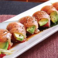 JESSICA ALBACORE · 6PCS / SPICY TUNA, JALAPENO AND AVOCADO WRAPPED
WITH FRESH ALBACORE SASHIMI. SERVED WITH SOY...