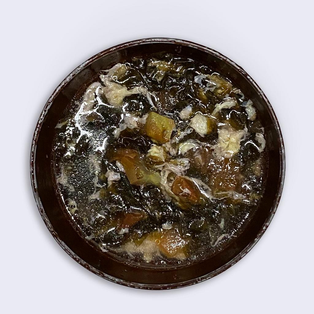 Seaweed Soup 番茄紫菜蛋花汤 · [12 Oz.] [Vegetarian] Tomato, Egg, Seaweed, Sesame Oil