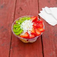 8 - Baile de Flamingos - Pitaya Bowl · Pitaya topped with Granola, Kiwi, Strawberry, Honey, Coconut Flakes