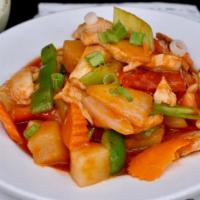 Thai Sweet ＆ Sour · Your choice of meat, pineapple chunks, bell peppers, carrots, tomatoes, and white onions sti...