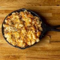 Cheesy Buffalo Chicken Mac · Spice it up with our creamy and zesty buffalo chicken macaroni and cheese made with cayenne ...