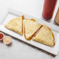 Queso Quesadilla · Cheese.