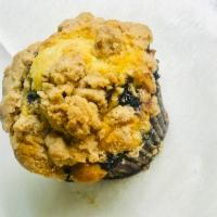 Blueberry crumb muffin · 