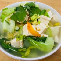 Vegetable Tofu Soup  · Clear soup with tofu, mixed vegetables 