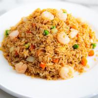 R2. Shrimp Fried Rice with Egg · Rice stir-fried with carrots, green beans, egg and shrimps.