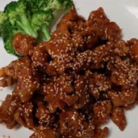 C7. Sesame Chicken · Served in a sweet sauce served with sesame seeds.