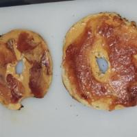 Bagel with Spread · Butter, peanut butter, jelly and honey