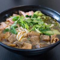 Beef Flank Mifen and Noodle （牛腩粉） · 