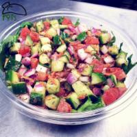 Salata Baladi · Egyptian salad with cucumber, tomatoes, cilantro and carrots. Vegan and gluten free.