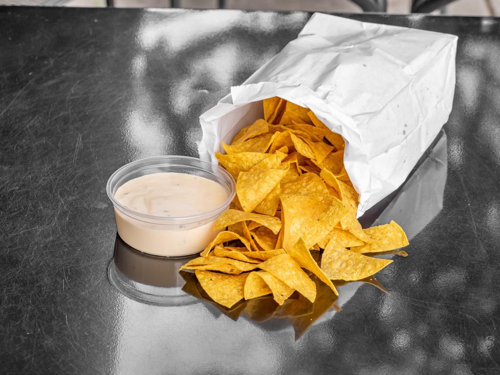Queso Blanco & Chips · 