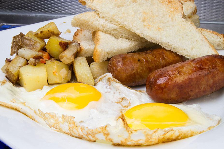 Moonstruck Eatery · Breakfast · Dinner · Hamburgers · Lunch · Pasta · Sandwiches