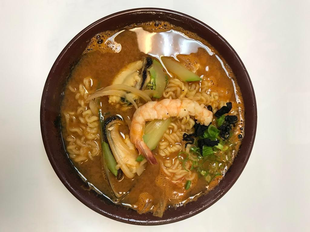 Spicy Ramen · Spicy ramen with assorted vegetable and mussels and shrimp.