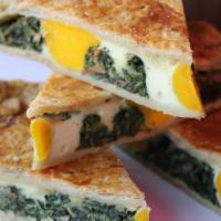 Pascualina · Savory pie filled with spinach and hard boiled egg