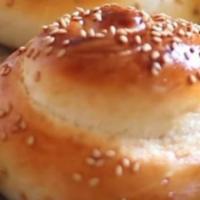 5p 0f Snail Brioche · Ingredients: flour, milk, caster sugar, yeast, salt, melted butter, egg for the gilding, ses...