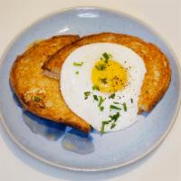 Madame Croque · Jambon de paris, Gruyere, bechamel and fried egg.