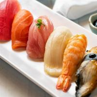Sushi Deluxe · Chefs choice of 6pc of sushi