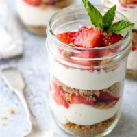 Strawberry  low fat Yogurt Parfait · 