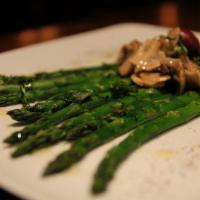 Grilled Asparagus · truffle oil, cremini
mushrooms, shaved parmesan