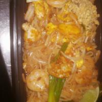 T2. Shrimp Thai Noodles · Hot and spicy.