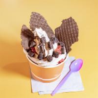 Frozen Yogurt · Choose a flavor of your choice and add toppings and/or syrups for an additional charge.

We ...