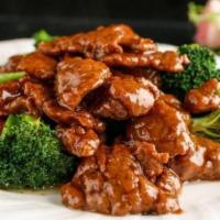 M3. Beef with Oyster Sauce 蚝油牛肉 · 