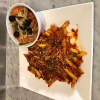 Penne alla Vodka · (comes with the side of salad)