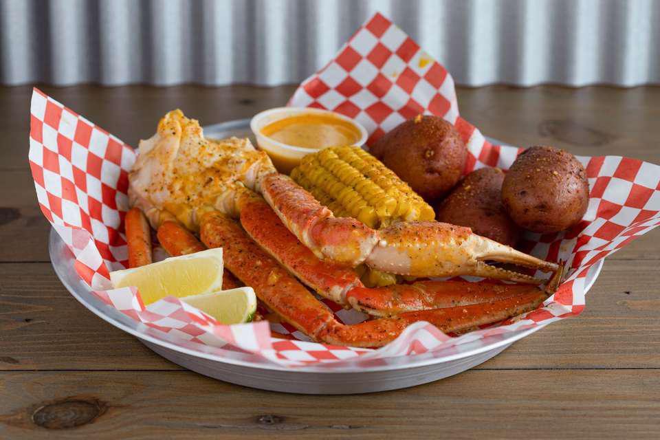 Snow Crab by the Pound · You can choose your favorite 7Spice flavor for it. Minimum 1 lb. per order. (at current snow crab's market price)