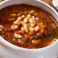 Ciorba de Fasole · Bean soup.