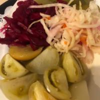 Muraturi Asortate · Mixed pickles.