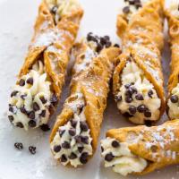 Cannolis  · 