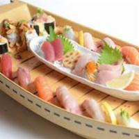 Royal Platter* · 9 Pcs of sashimi, 8 pcs of sushi & Spicy Tuna Roll.
