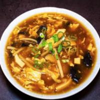 Spicy & sour soup 酸辣汤 · Ingredients: mushroom, wood ear, tofu, egg, pepper, vinegar