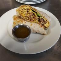 The Long Horn 2 lb. Burrito Breakfast  · Served with brisket, eggs, red onion, smoked salsa relish, avocado and cheddar cheese.
