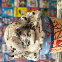  Cookies & Cream Ice Cream · Our delicious Vanilla Ice Cream, with Chocolate sandwich Cookies thoroughly mixed Throughout.