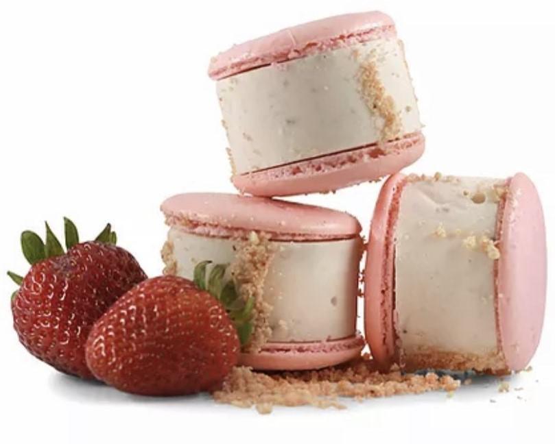 Strawberry Shortcake Macaron · 