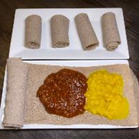 2 Items Tinanish Sahinoch Plate · Small plate served with injera. Vegan. Gluten free.