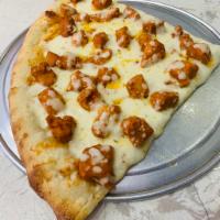 Pizza with Buffalo Chicken · 
