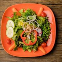 Small Thyme Salad · Bed of Lettuce, Peas, Baby Carrots, Cherry Tomatoes, Broccoli, Red Onion, Red Bell Peppers, ...