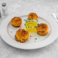 3 Piece Stuffed Mushrooms ·  Served with crabmeat stuffing.